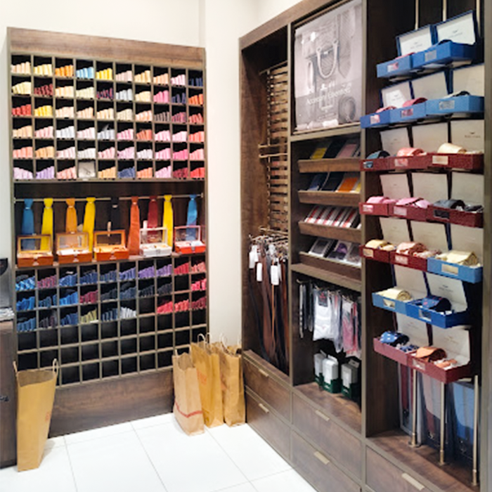 Raymond Store – Gaur City