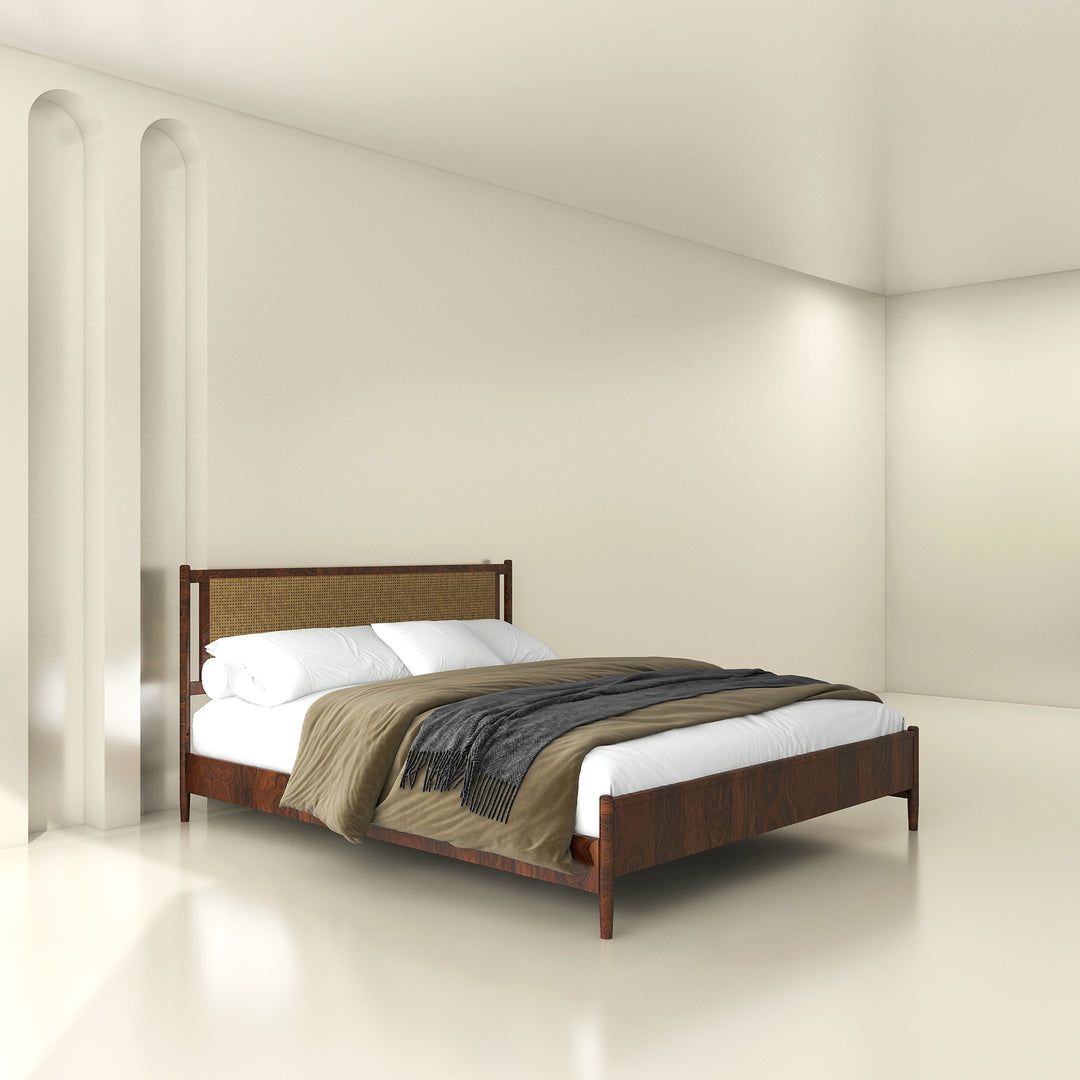 Daniel Bed